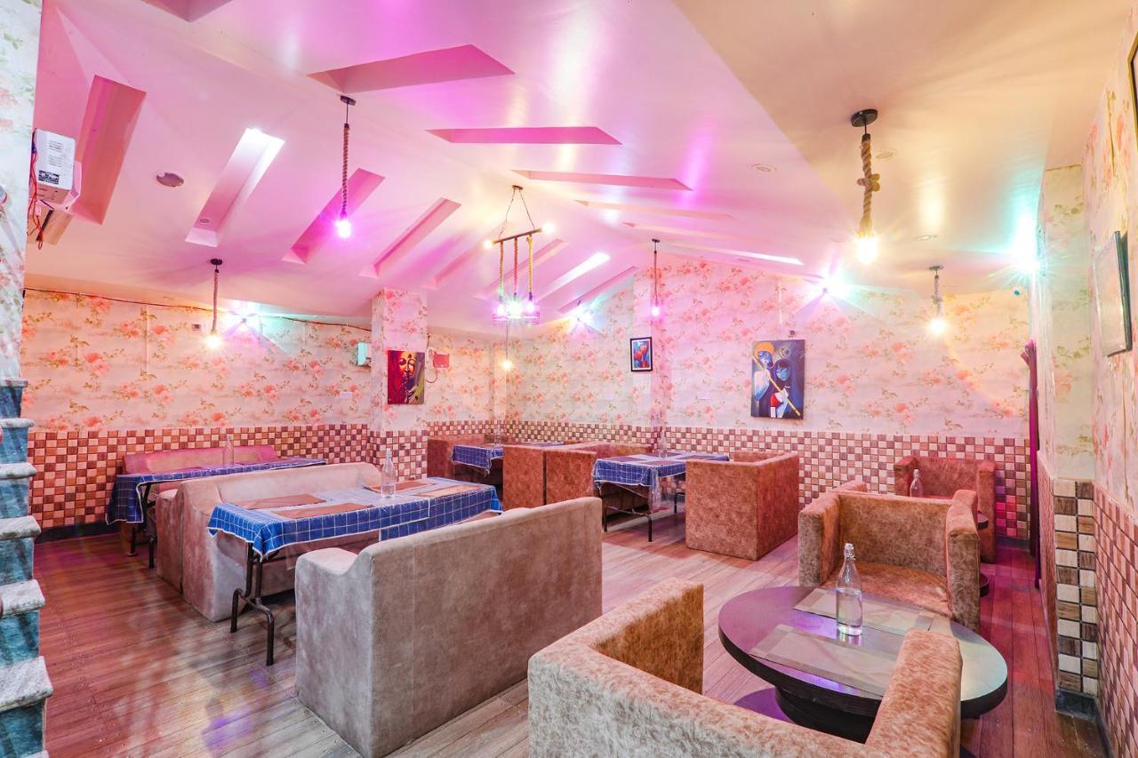 Fabhotel Astor Gaya Luaran gambar